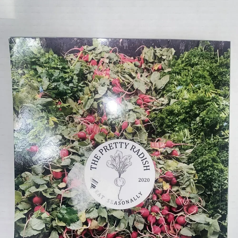 The Pretty Radish: Lovely food, done right Paperback Book 9798218637217